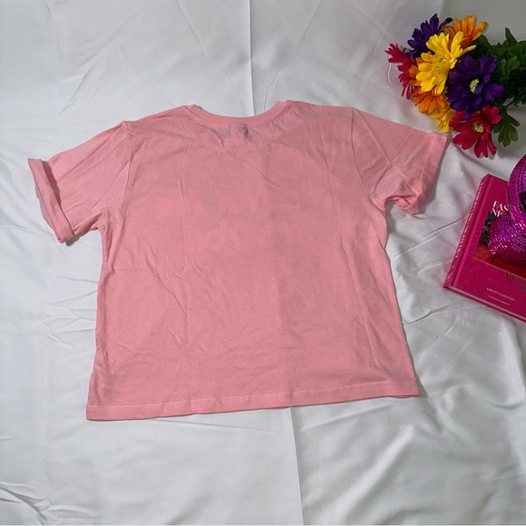 Pink t-shirt size L 🎀✨ - Picture 2 of 2